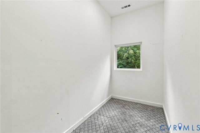 5824 Riverside Dr, Richmond, VA 23225