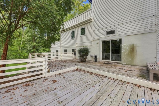 5824 Riverside Dr, Richmond, VA 23225