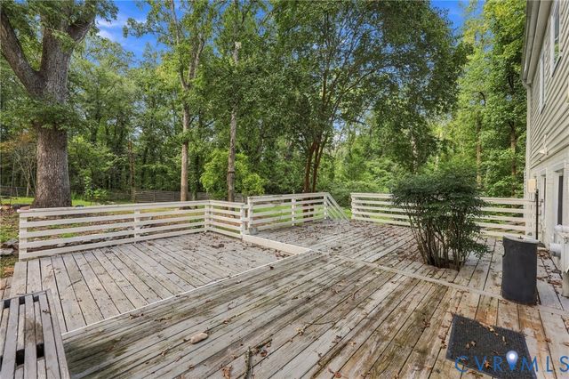 5824 Riverside Dr, Richmond, VA 23225