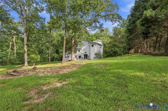 5824 Riverside Dr, Richmond, VA 23225