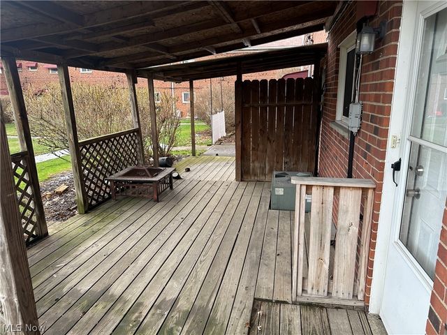 1544 Ridgewick Drive, Wickliffe, OH 44092