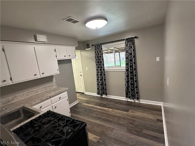 1544 Ridgewick Drive, Wickliffe, OH 44092