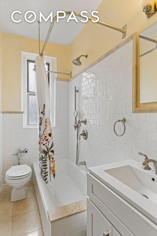 680 W 204th St Apt 4F, New York City, NY 10034