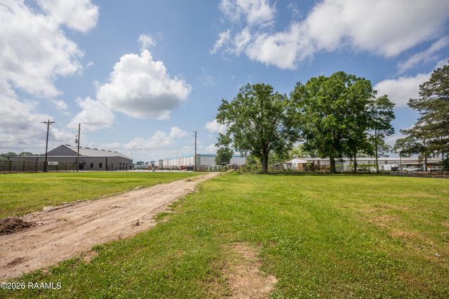 404 Sonnier Road, Carencro, LA 70520