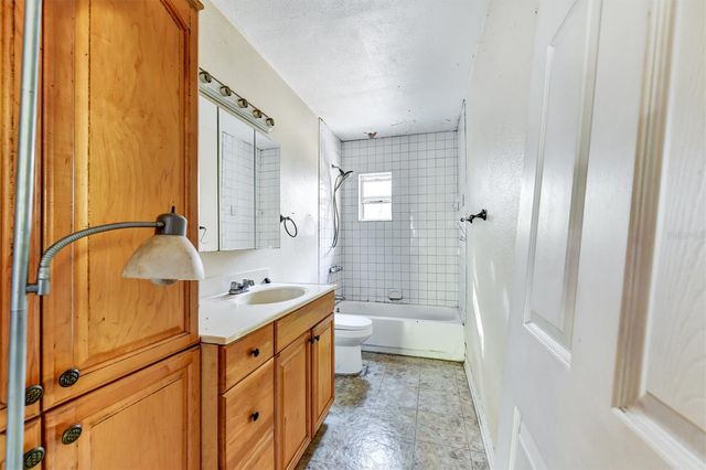 10015 OHIO AVENUE, Thonotosassa, FL 33592
