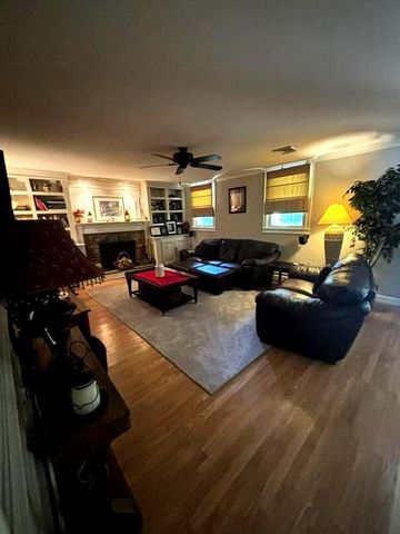 2766 ARROWHEAD DR, Langhorne, PA 19053