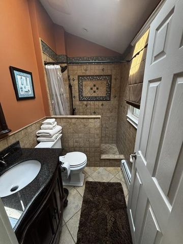2766 ARROWHEAD DR, Langhorne, PA 19053