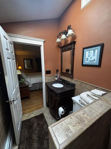 2766 ARROWHEAD DR, Langhorne, PA 19053
