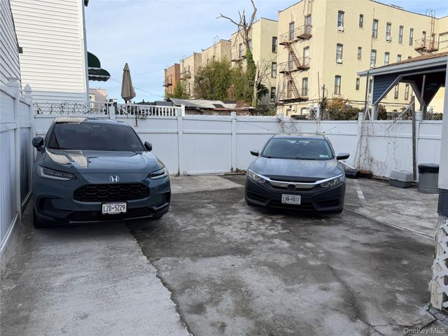 1107 Havemeyer Avenue, Bronx, NY 10462