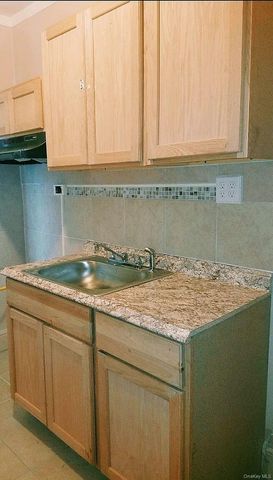 1107 Havemeyer Avenue, Bronx, NY 10462