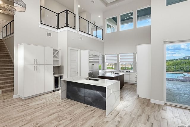 8707 Wales Reserve, San Antonio, TX 78255