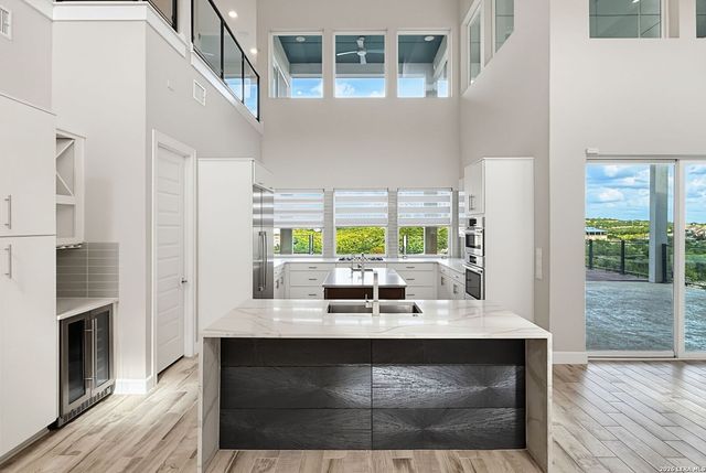 8707 Wales Reserve, San Antonio, TX 78255