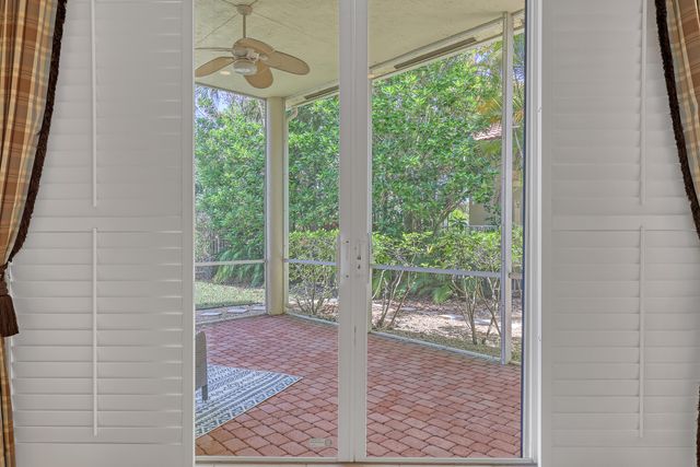9493 Via Elegante, Wellington, FL 33411