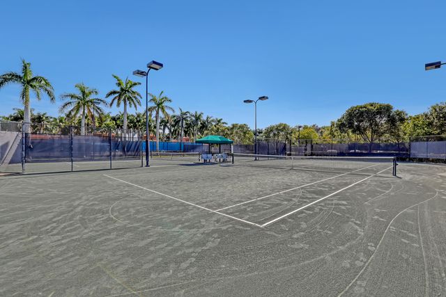 9493 Via Elegante, Wellington, FL 33411