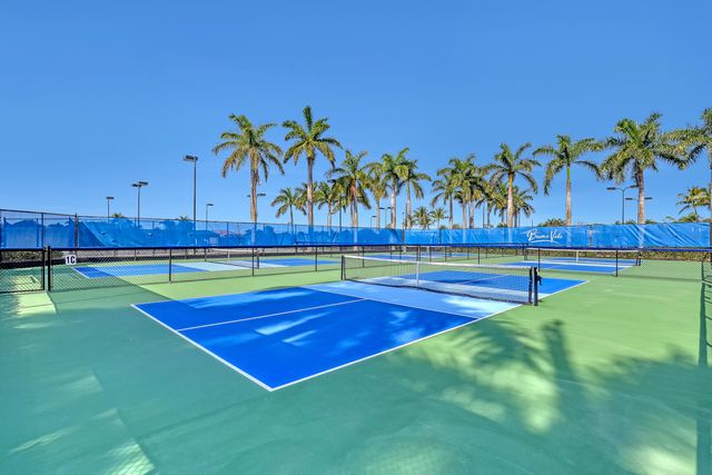 9493 Via Elegante, Wellington, FL 33411