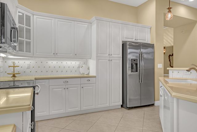 9493 Via Elegante, Wellington, FL 33411