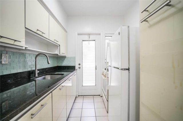 7640 Carlyle Ave 8A, Miami Beach, FL 33141