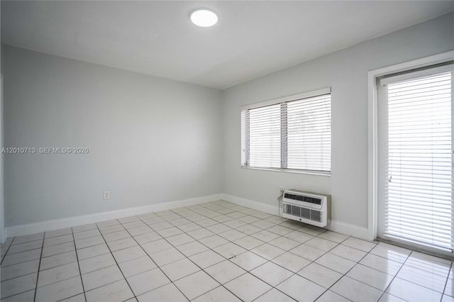 7640 Carlyle Ave 8A, Miami Beach, FL 33141