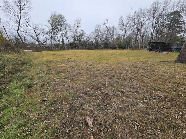 17411 Fm 2100 Road, Crosby, TX 77532