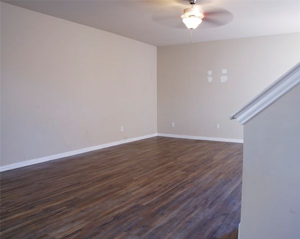 4920-4922 Villas Drive, Sanger, TX 76266