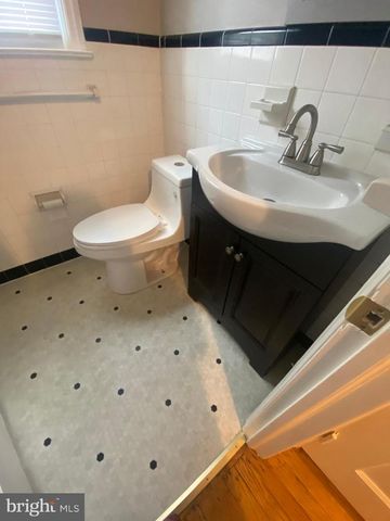 414 BECKER AVE, Wilmington, DE 19804