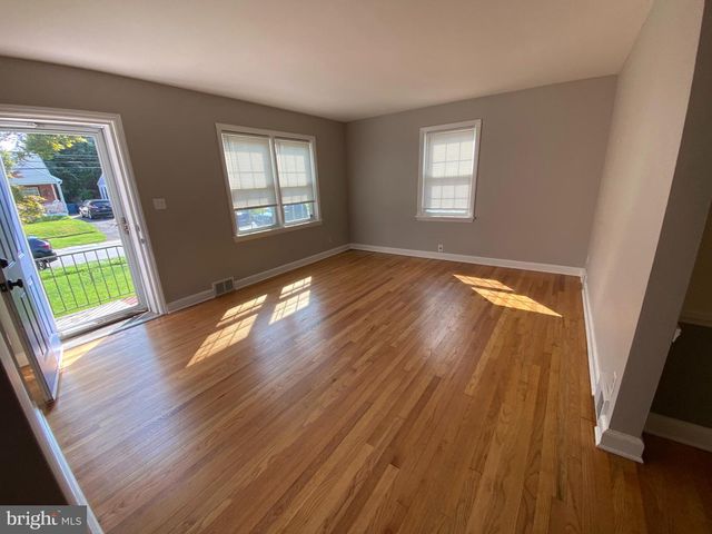 414 BECKER AVE, Wilmington, DE 19804