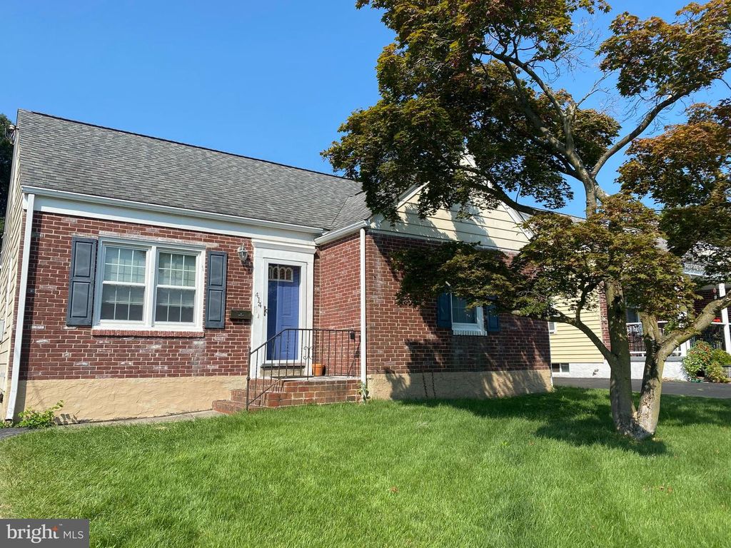 414 BECKER AVE, Wilmington, DE 19804