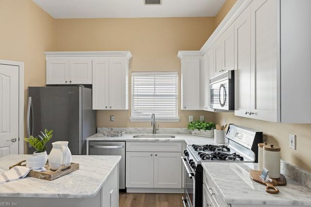 3828 Three Ships LNDG, Virginia Beach, VA 23455