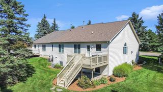 6101 Steeplechase Drive, Grand Blanc, MI 48439