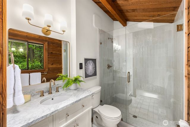6565 NE Island Center Rd., Bainbridge Island, WA 98110