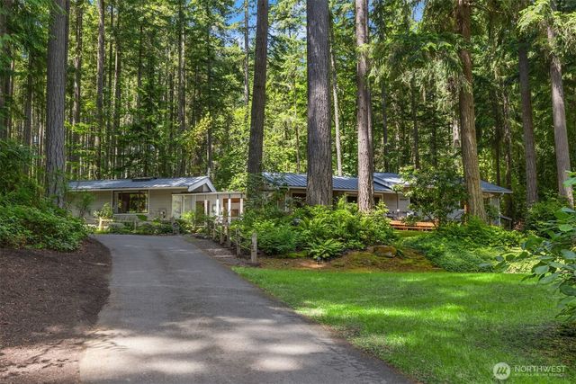 6565 NE Island Center Rd., Bainbridge Island, WA 98110