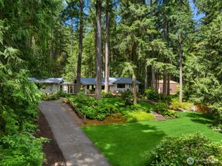 6565 NE Island Center Rd., Bainbridge Island, WA 98110