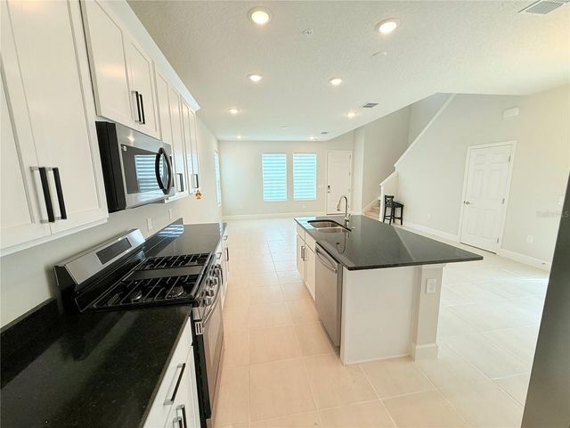 237 STATION LANE, Debary, FL 32713