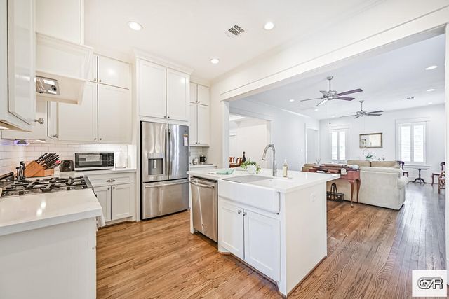 4 Curiosity Lane, Galveston, TX 77554
