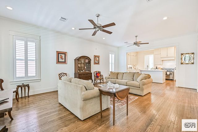 4 Curiosity Lane, Galveston, TX 77554