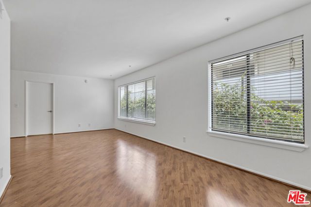 2121 Beloit Avenue 107, Los Angeles, CA 90025