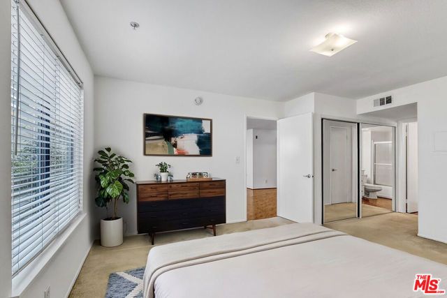 2121 Beloit Avenue 107, Los Angeles, CA 90025