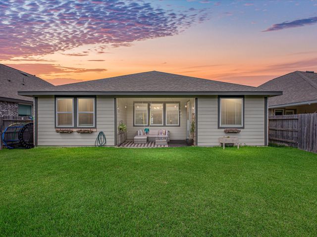 31415 Cardrona Peak Place, Hockley, TX 77447