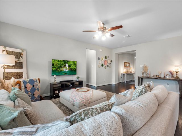 31415 Cardrona Peak Place, Hockley, TX 77447