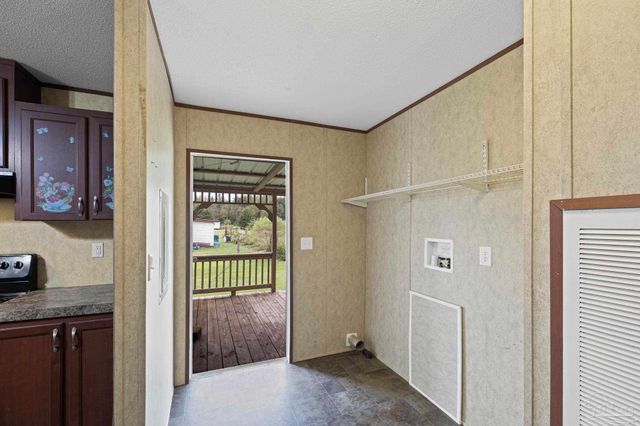 150 Ruth Estates Dr, Atmore, AL 36504