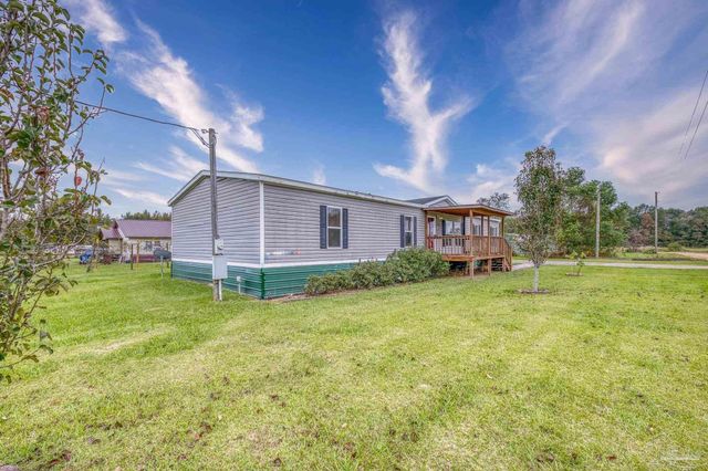 150 Ruth Estates Dr, Atmore, AL 36504