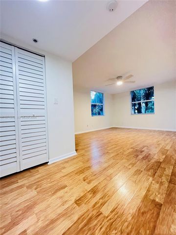 609 E Sheridan St 202, Dania Beach, FL 33004