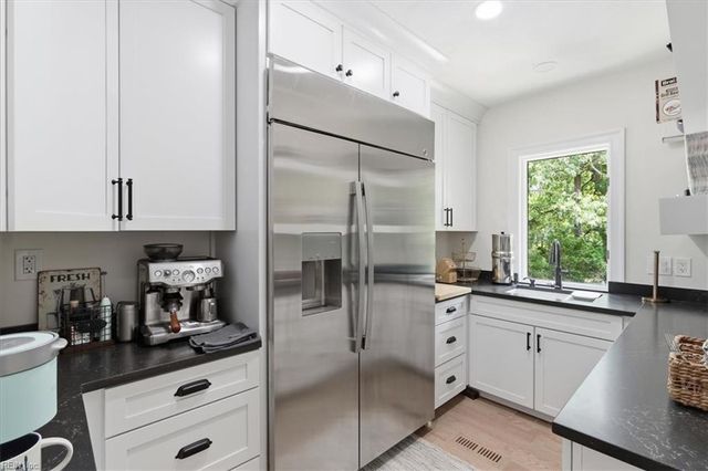 1242 N Inlynnview RD, Virginia Beach, VA 23454