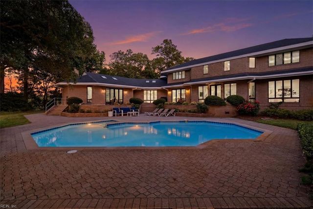 1242 N Inlynnview RD, Virginia Beach, VA 23454