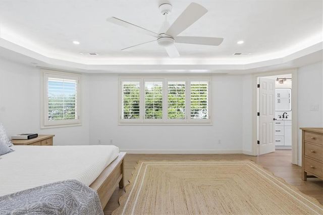 1242 N Inlynnview RD, Virginia Beach, VA 23454