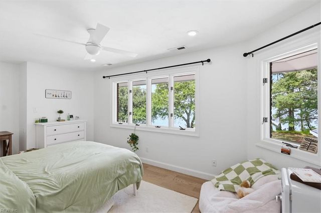 1242 N Inlynnview RD, Virginia Beach, VA 23454