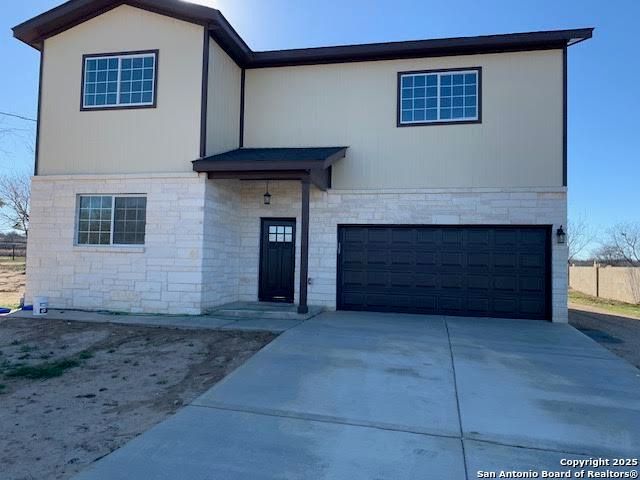 774 CR 6843, Lytle, TX 78052