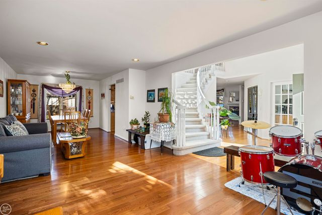 4885 Homestead Drive, Sterling Heights, MI 48314