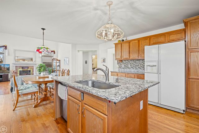 4885 Homestead Drive, Sterling Heights, MI 48314