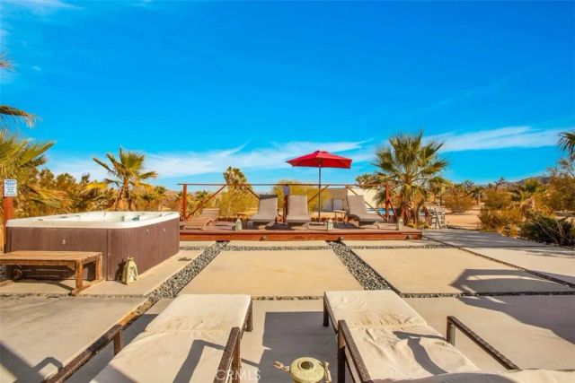 59427 La Crescenta Drive, Yucca Valley, CA 92284